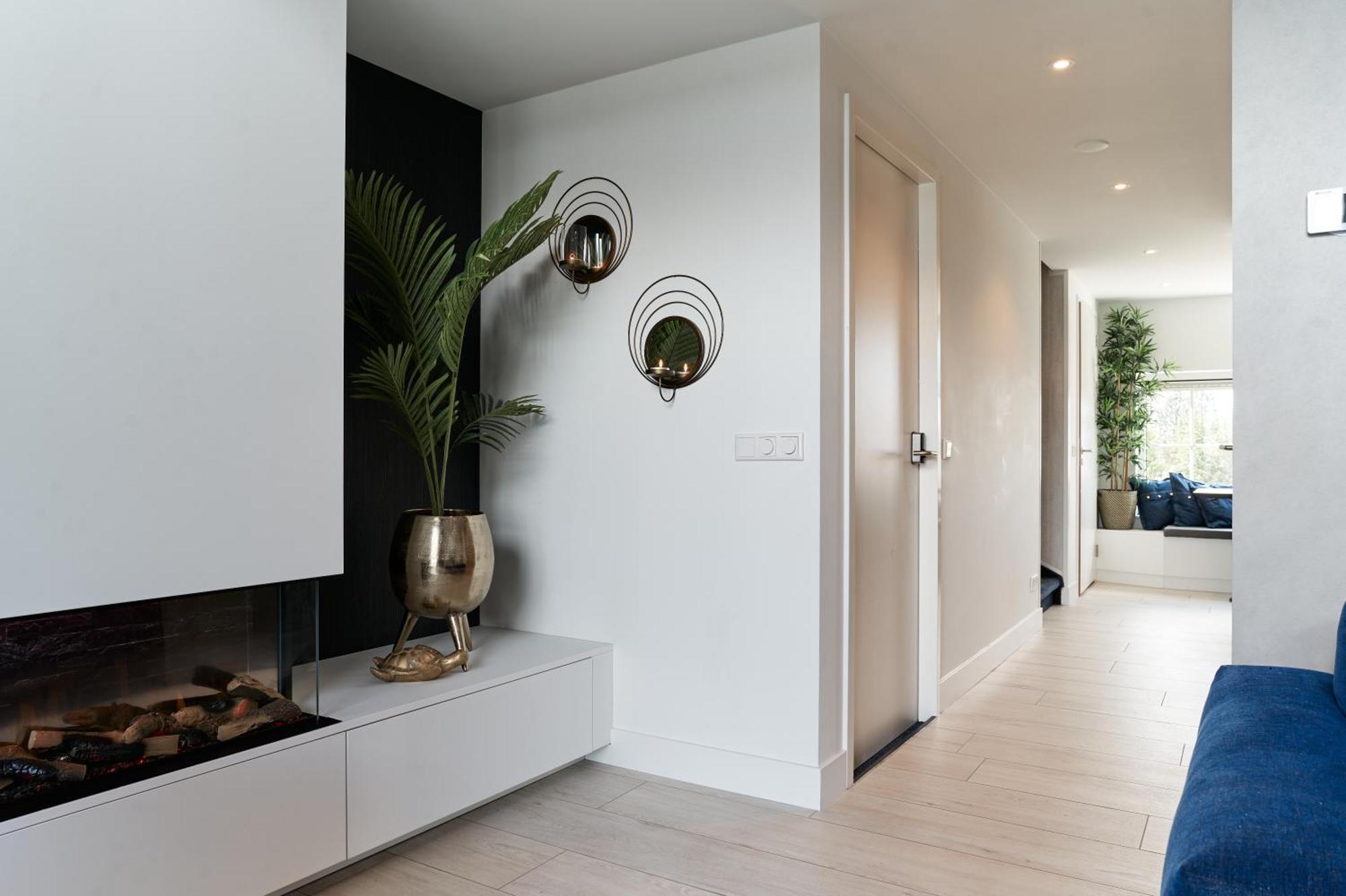 Apartment Captains Boathouse